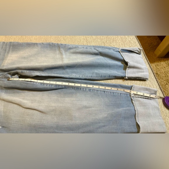 1822 Denim Light Blue Ankle Jeans - Cropped - Picture 2 of 8